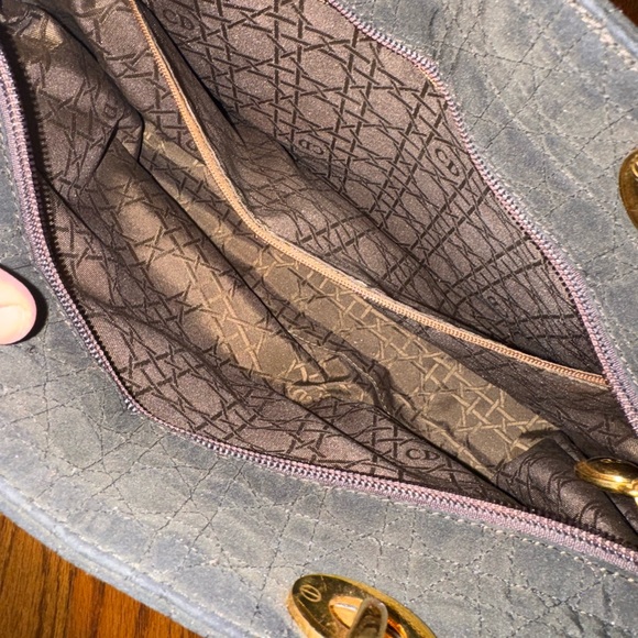BARELY WORN
Christian Dior Bag WITH Charm 
100% Authentic - Picture 3 of 7